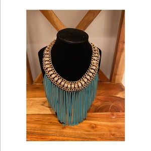 Statement necklace